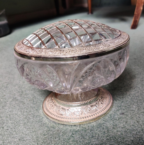 Large mayell rose pedestal - large,