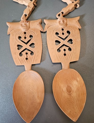 Vintage hand carved - hand,
