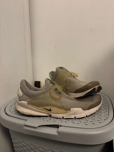 Nike darts grey size 10 - nike,