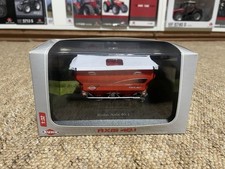 1/32 Universal Hobbies Kuhn