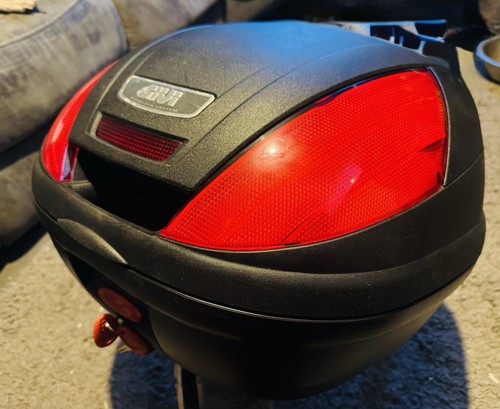 Givi e370 monolock top box - monolock,