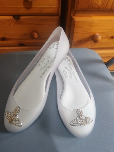Genuine vivienne westwood - genuine,