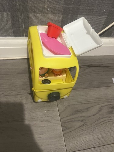 Peppa pig campervan - pig,