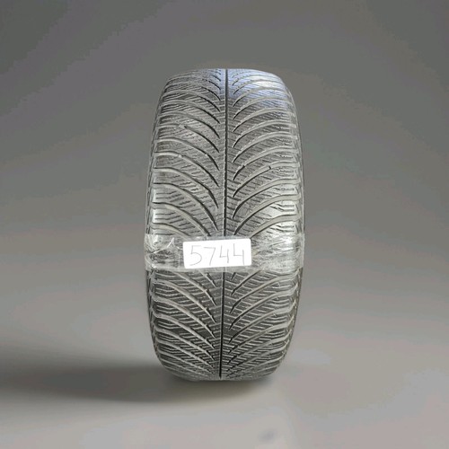 205 r17 93v goodyear - r17, vector