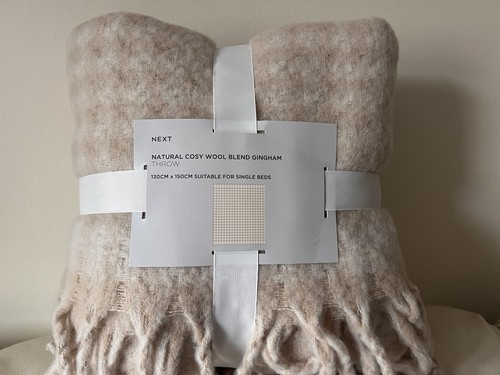 Natural gingham cosy throw - cosy,