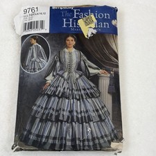Vintage Fashion Historian