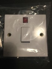 Volex VX1060 20A DP Switch