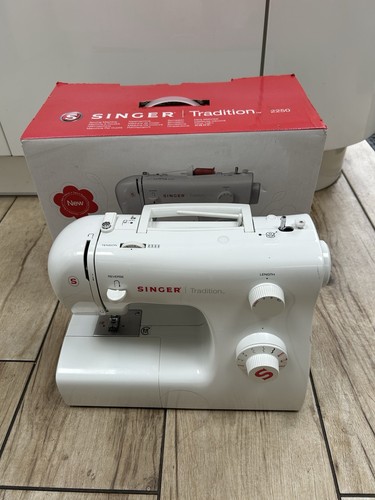 Singer tradition 2250 sewing - singer,