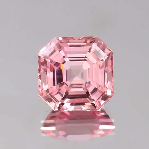 Natural flawless - 8.80, ct
