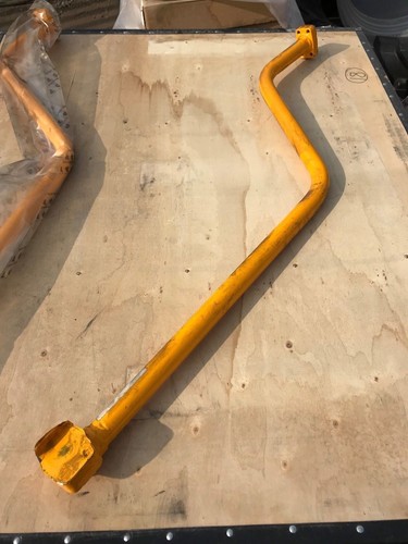 Jcb js330 boom lift - lift, pipe