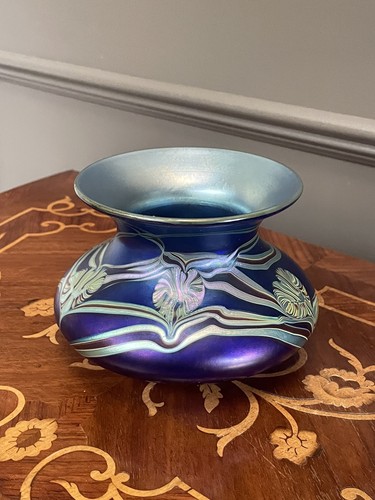 Okra studio glass - studio, iridescent