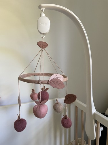 Mamas papas cot mobile - cot,