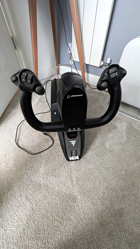 Thrustmaster tca yoke boeing - tca,