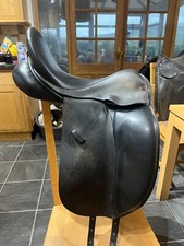 Spalding Britannica black dressage saddle 17.5