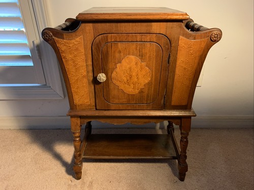 Vtg humidor cigar cabinet - humidor,