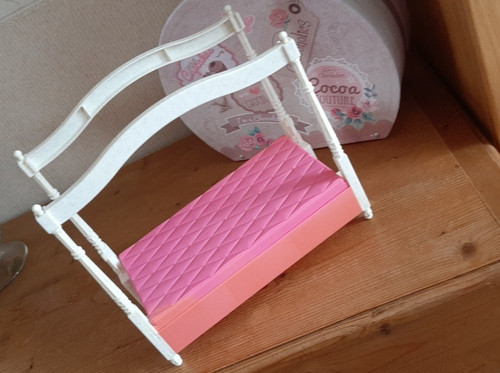Barbie bed 1990 - bed, 1990's