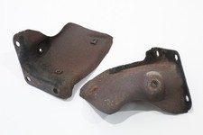 Seat Toledo 1M Exhaust Manifold Side Brackets Pair 06A253084G