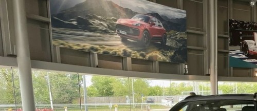 Porsche macan gts showroom - gts,