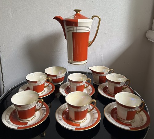 Art deco crown devon - art,
