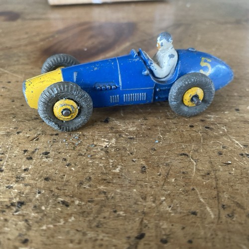 Dinky 234 ferrari racing - car,
