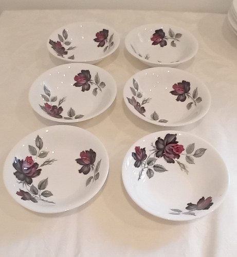 Royal albert masquerade - royal,