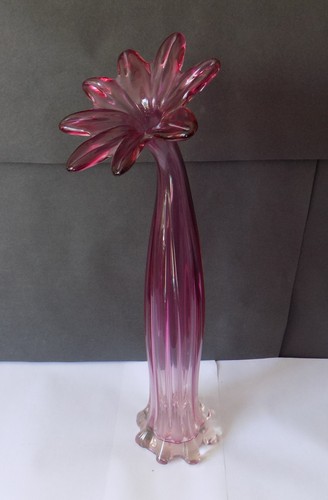 Large vintage mid cent ruby - 1,