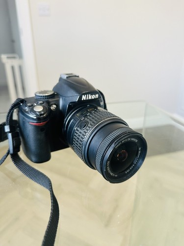 Nikon d3000 dslr camera 2mp - nikon,