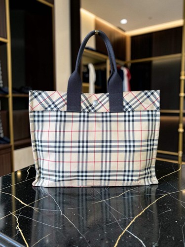 Burberry blue label nova - burberry,