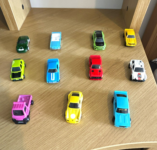 Mixed diecast hot wheels - hot,