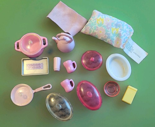 Vintage barbie dream house - vintage,