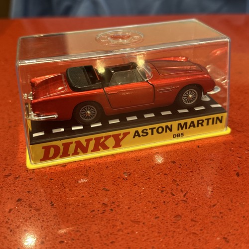 Dinky toys 110 - 110, aston