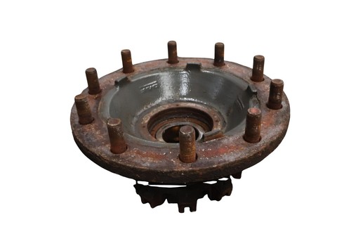 Fits daf stud front hub - front,