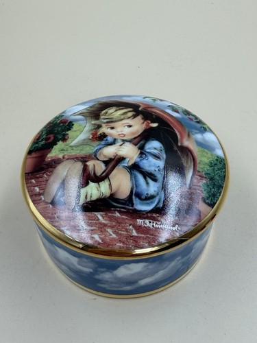 Beautiful vintage hummel - beautiful,
