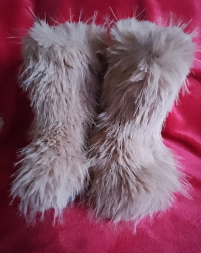 Ladies beige fur yeti boots - ladies,