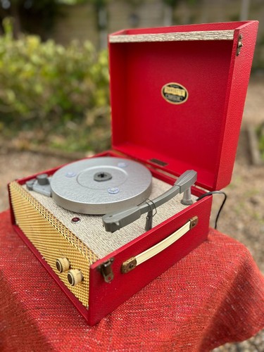Lovely vintage dansette - lovely,