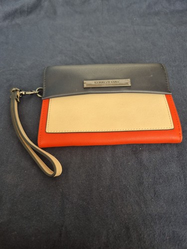 Kenneth cole wristlet - cole,