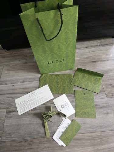 Gucci gift bag bundle - gucci,
