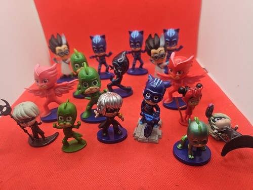 Masks figure bundle lot - figure,