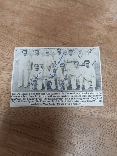 Old england cricket team - old,