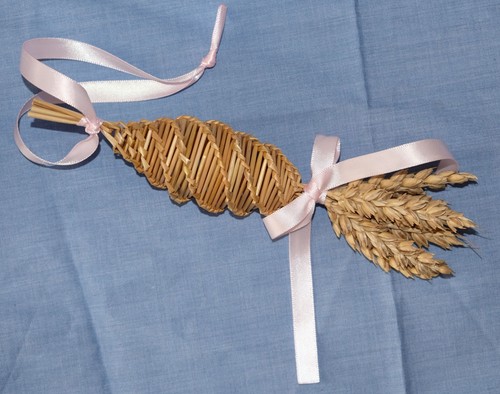 Traditional handmade straw - handmade,