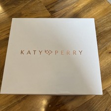 GORGEOUS KATY PERRY BLACK