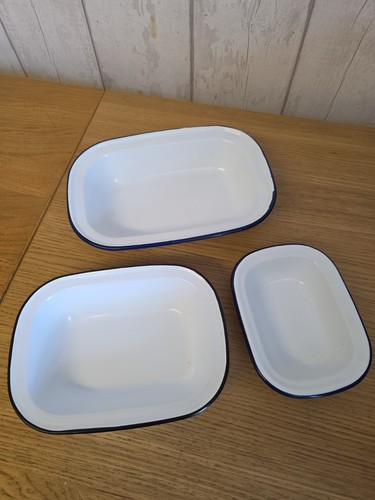 Enamelware pie dishes oblong - enamelware,