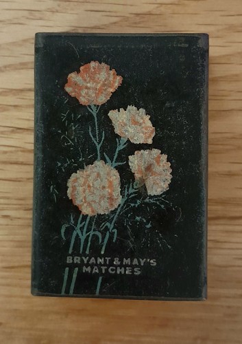 Vintage bryant mays matchbox - &,