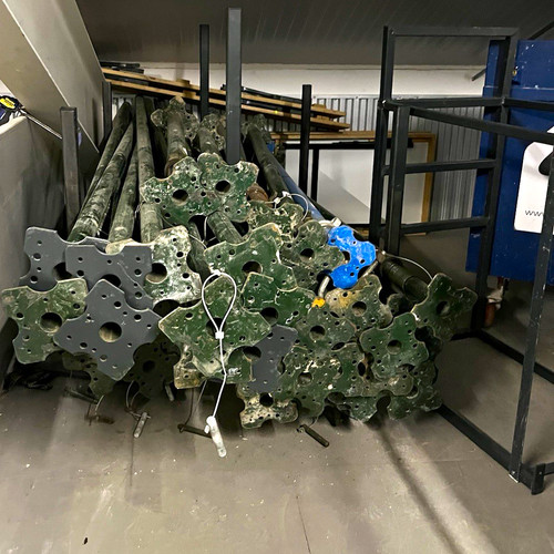 Acrow propos size - 1, and