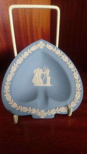 Wedgewood jasperware heart - wedgewood,