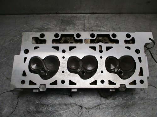Reconditioned cylinder head - reconditioned,