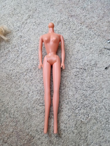Vintage trendy sindy body with - trendy,