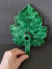 VINTAGE GREEN CERAMIC LEAF