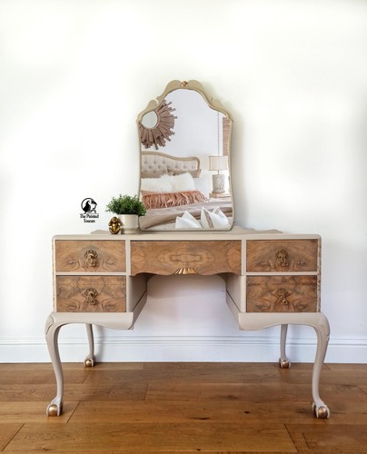 Vintage taupe dressing - taupe, table