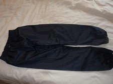 Quechua kids waterproof trousers / overtrousers. Navy. 8-9 years. 131-140cm